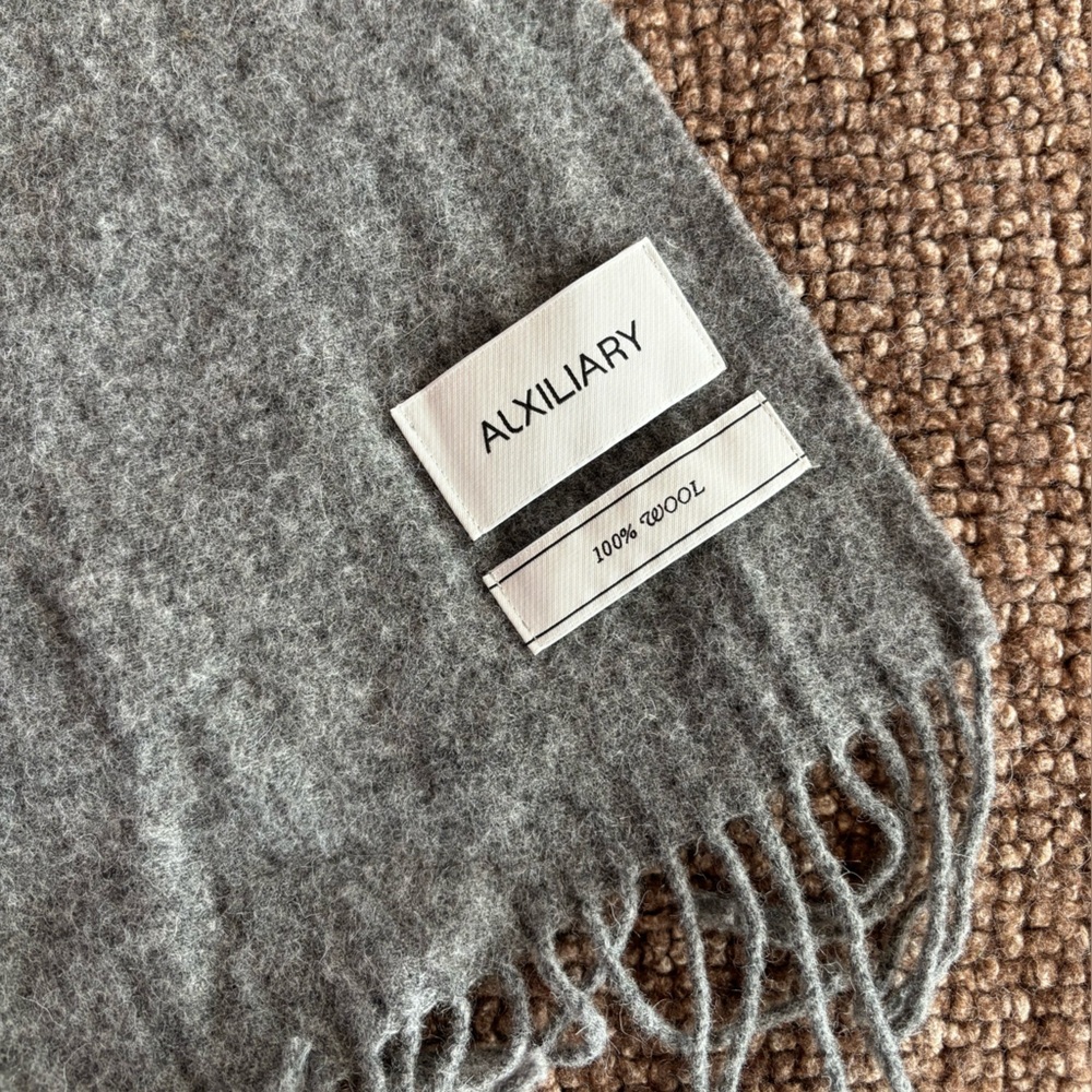 Pure Wool Scarf - Picture 3 of 7